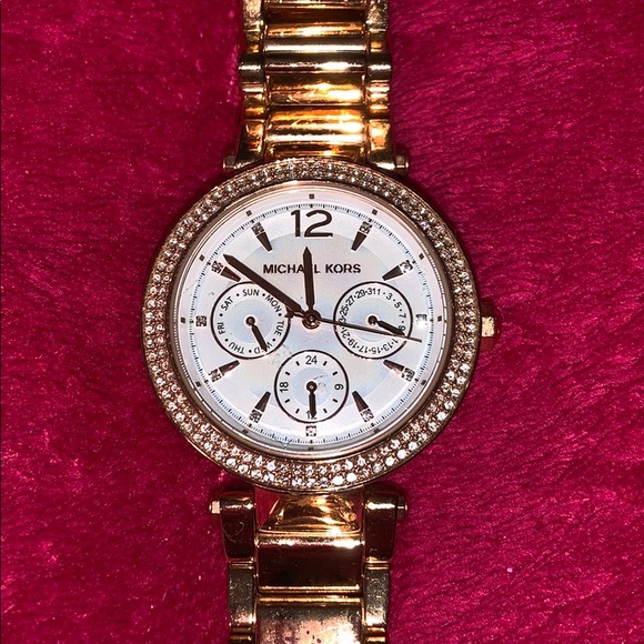 MK watch! - Picture 2 of 3